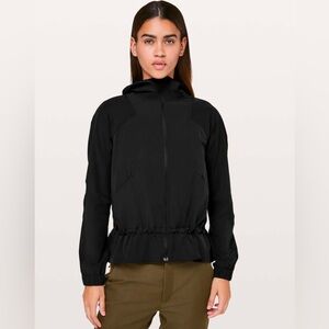 Lululemon Women’s Black Pack It Up Jacket Wind Breaker Size 6